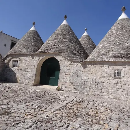 Holiday home Trulli Madonna Del Pozzo *