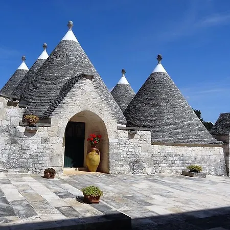 Trulli Madonna Del Pozzo *